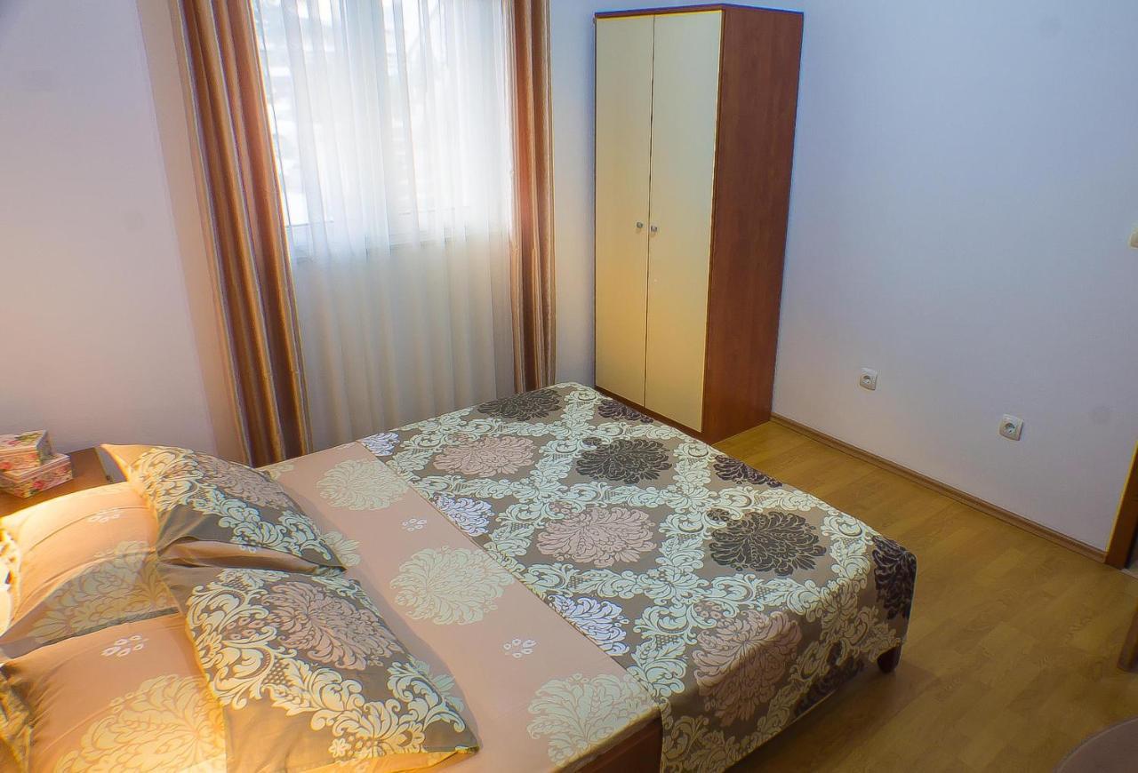 Dmm Apartments Tivat Eksteriør billede