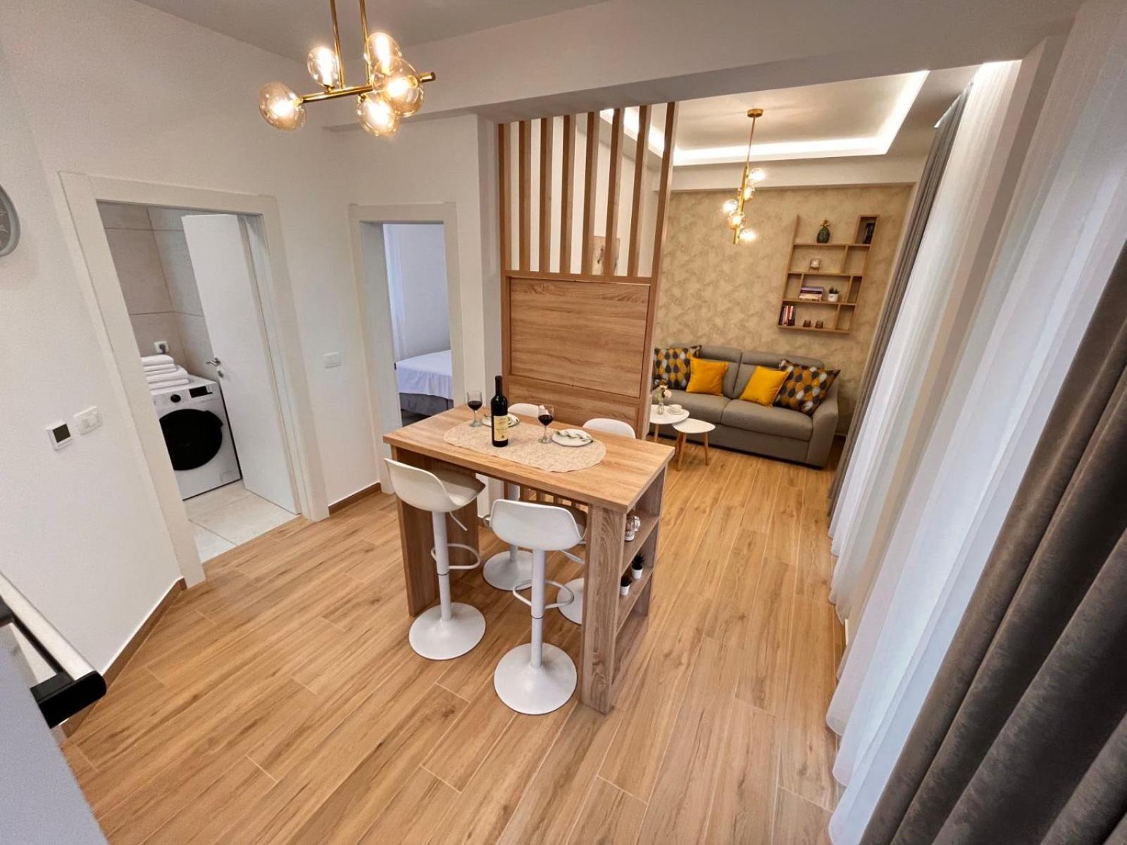 Dmm Apartments Tivat Eksteriør billede