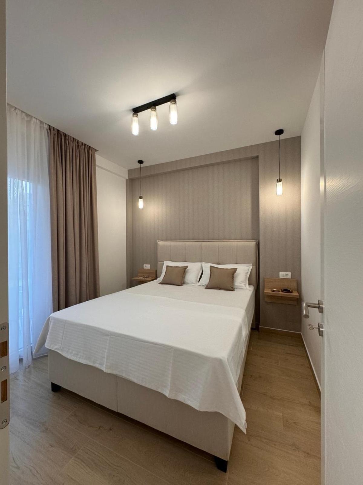 Dmm Apartments Tivat Eksteriør billede